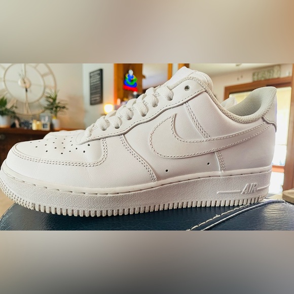 Nike Air Force 1 Low White Sneakers - Picture 5 of 10